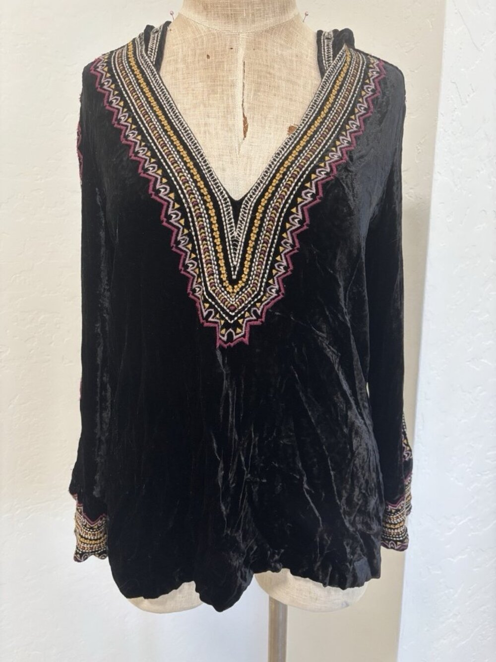 Johnny Was Black Velvet Embroidered Prairie Top Size S Small Boho Hooded